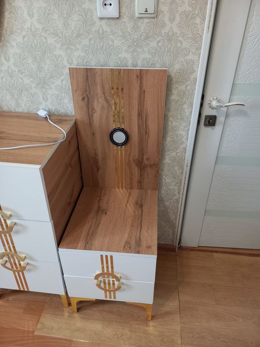 Тумбочка 2шт со светильником