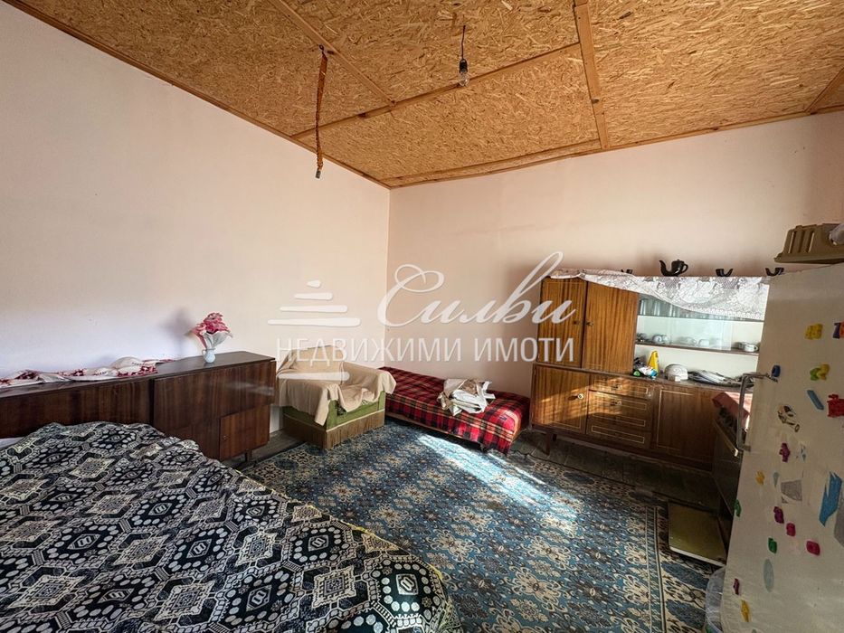 Двуетажна къща с ГАРАЖ - с.Драгоево