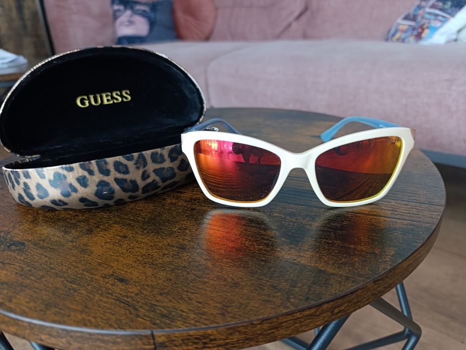 Оригинални слънчеви очила Guess и Max & Co