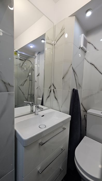 Inchiriez garsonieră  - Rond Alba Iulia, Piața Unirii- Centru
