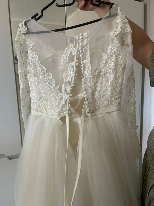 Свадебный платье