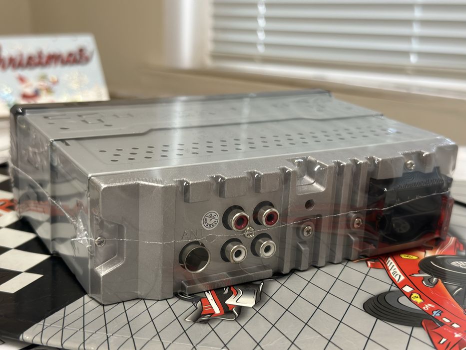 Радио за кола SANDA