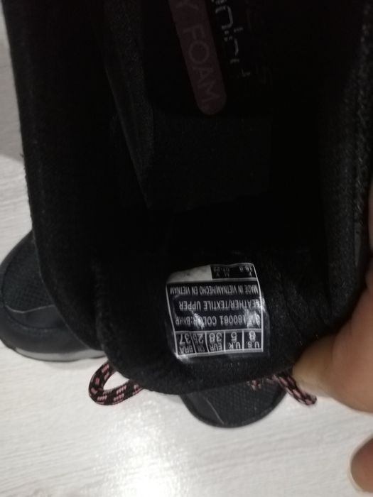 Туристически обувки Skechers за жени