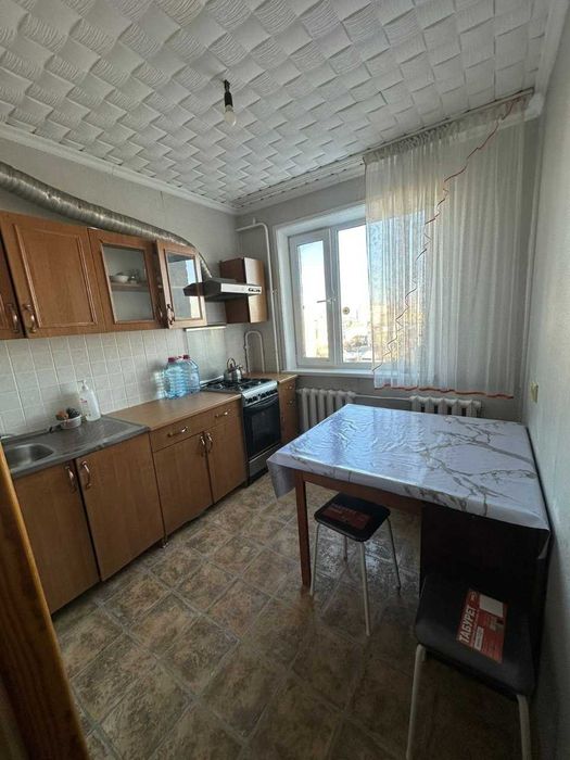 2 комн в 8 мкрне