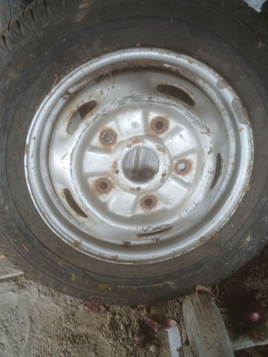 Vând jante ford transit