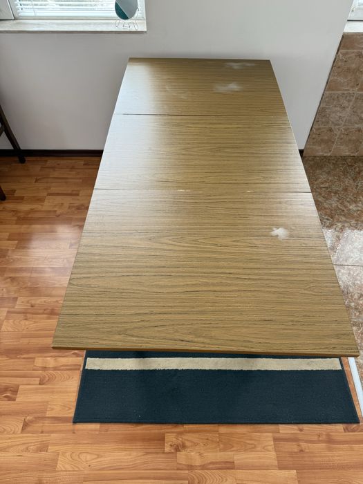 Разтегателна маса