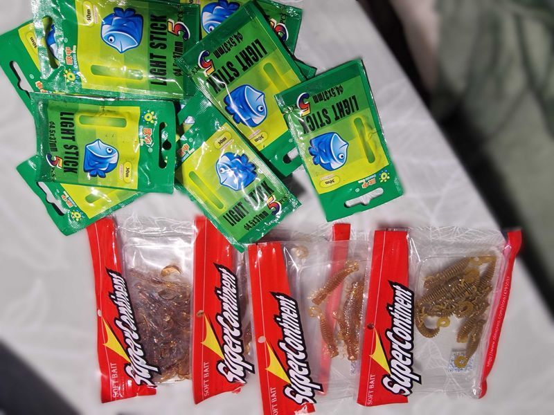 Рибарски лот - Влакна + примамки + аксесоари