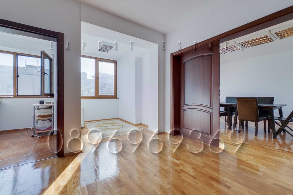 Продава се Четиристаен апартамент в Варна, Централна поща - 110 кв.м за 1910 €/кв.м - Снимка #7
