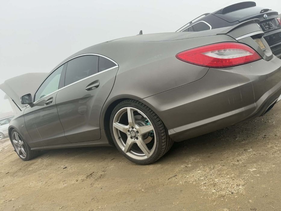 Mercedes cls 350 на части може и цял