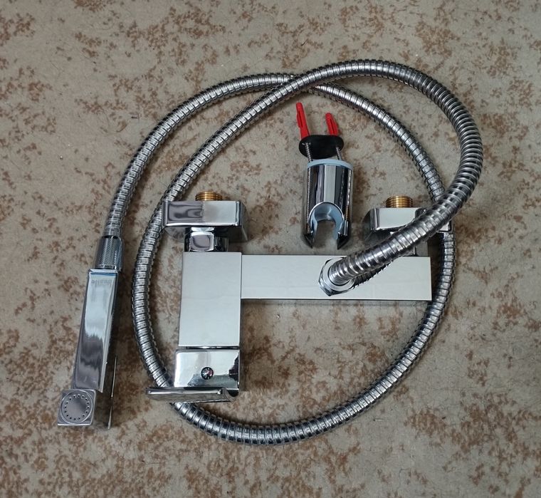 Смеситель биде Besile