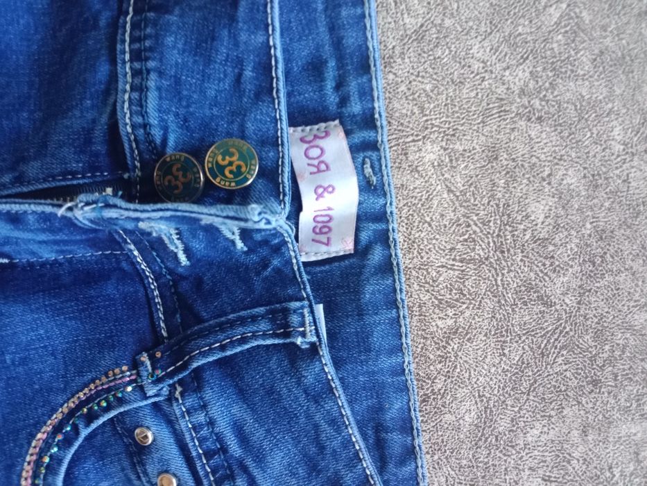 Джинсы и шорты на девочку