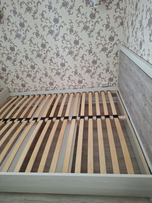 Продам кровать 2х спальную