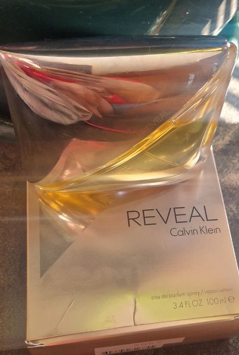 Два оригинални парфюма,цена за двата