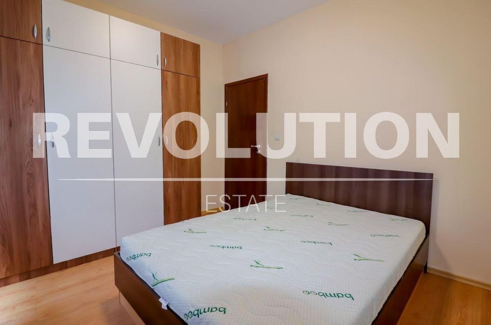 Дава се под наем Двустаен апартамент в Варна, Бриз - 70 кв.м за 598.23 € - Снимка #4