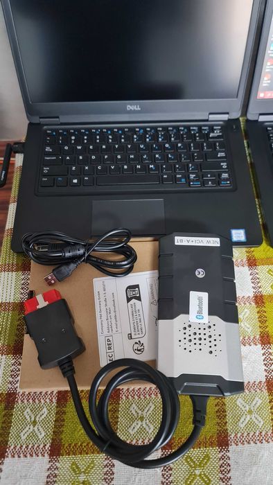 Laptop DELL Latitude 5490 - i5-7300U + Diagnoza auto DELPHI / Autocom