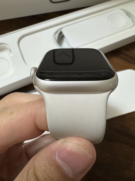 Apple watch series 7/45 starlight