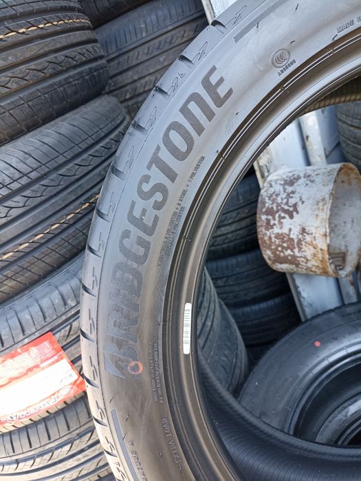 Шины 245/45/19 Bridgestone летний комплект