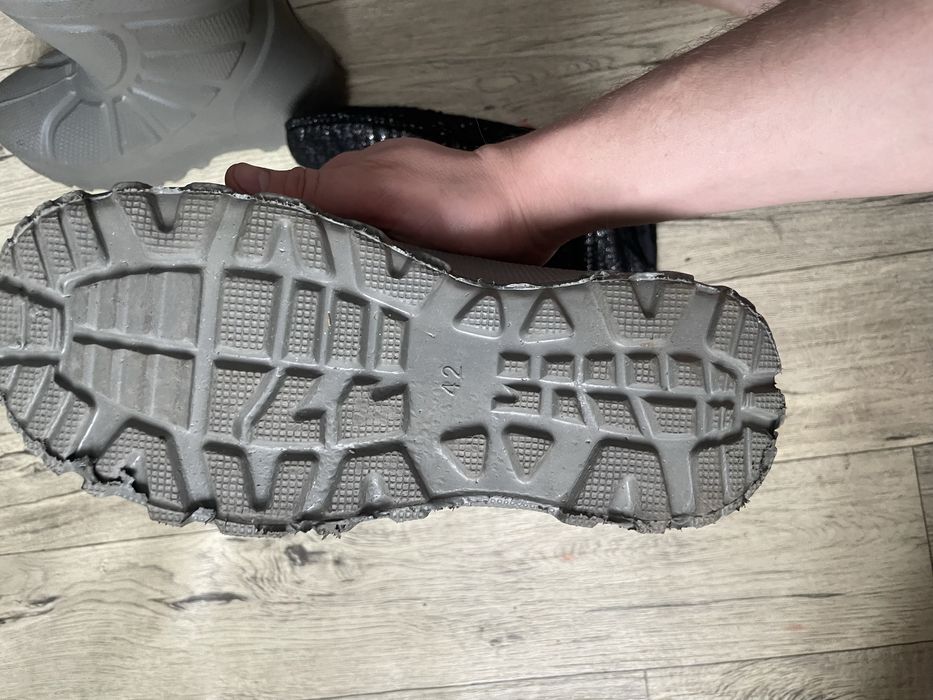 Продам зимние резиновые сапоги