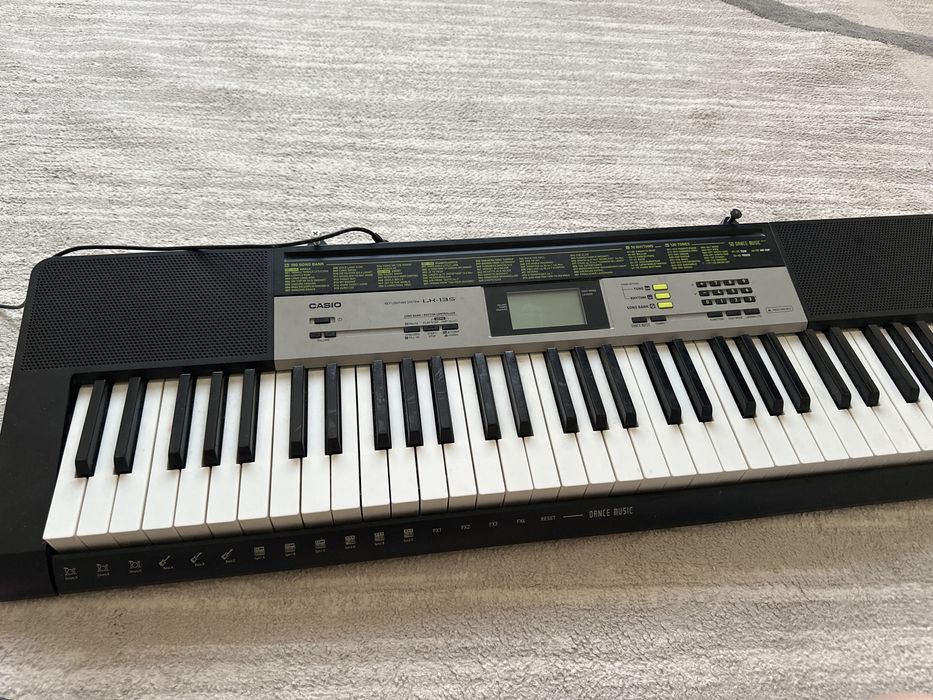 casio синтезатор LK-135