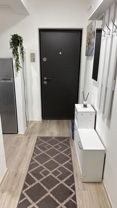 Ap 2 camere Hunedoara, la Teatru, et 2, recent renovat, modern, 290E