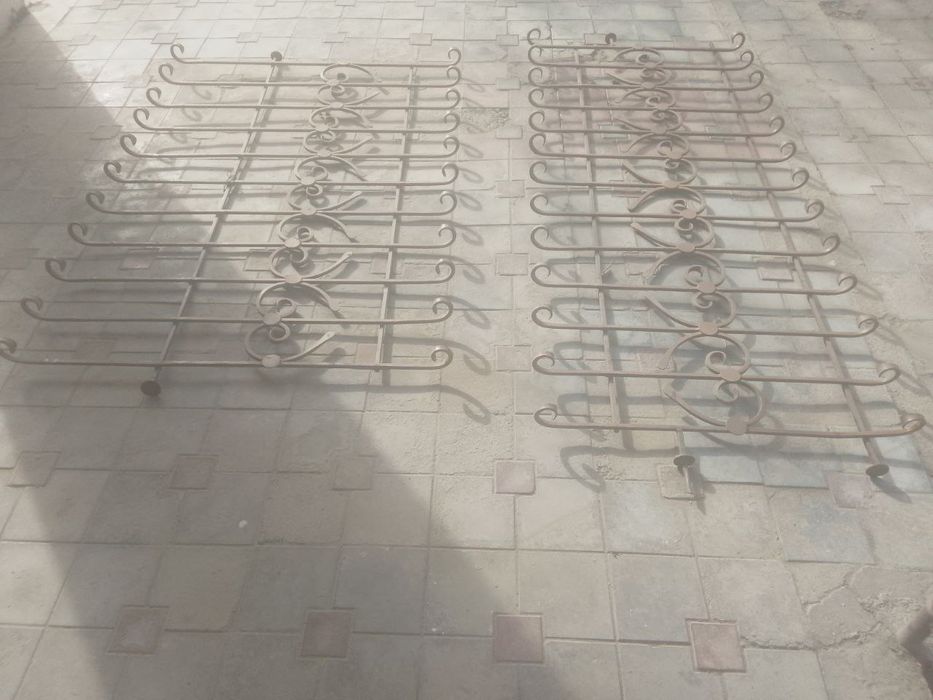 Deraza va bogʻ uchun  panjaralar ( ograjdenilar) sotiladi