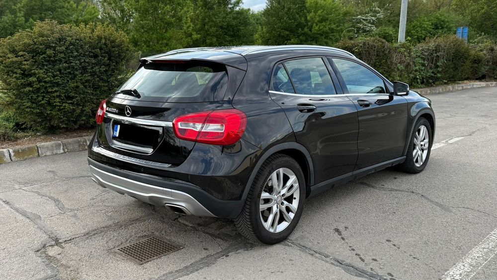 Mercedes-Benz GLA 220d Sport Edition Automat Panoramic Camera Tva deductibil