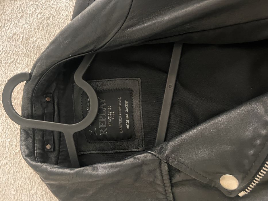 Кожени якета на Replay от естествена кожа и Dona karen