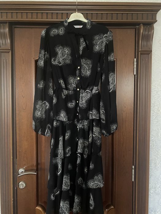 Сумка ручной работы и много платьев