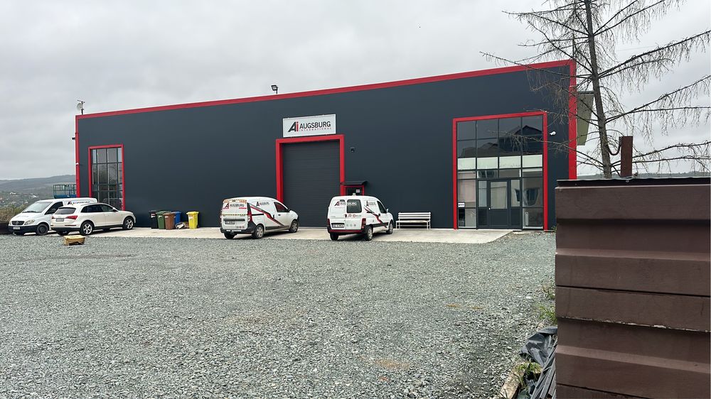 Hala de vanzare cu chiriasi termen lung