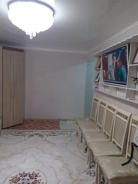 Продам двухкомнатную квартиру в центре