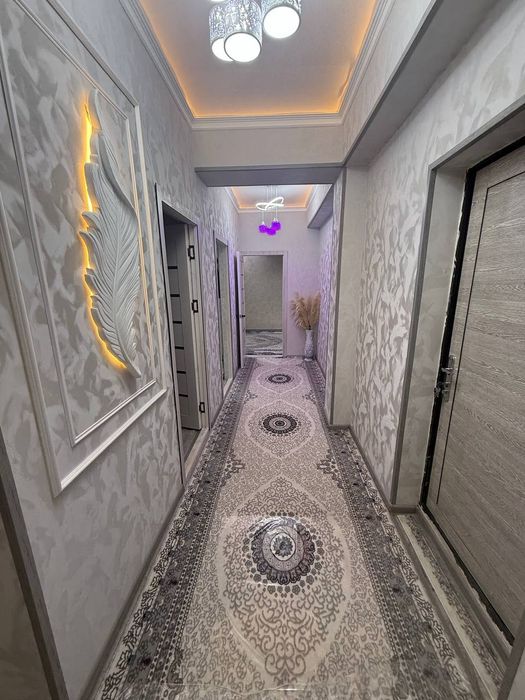 Tinchlik plazani oldida 23 maktab xon saroy domlaridan 3 xonali