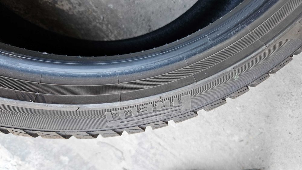 2x Anvelope iarna Pirelli SottoZero3 A01 | 225/40 R18 92V | profile ~ 6,5 mm | DOT: 4522