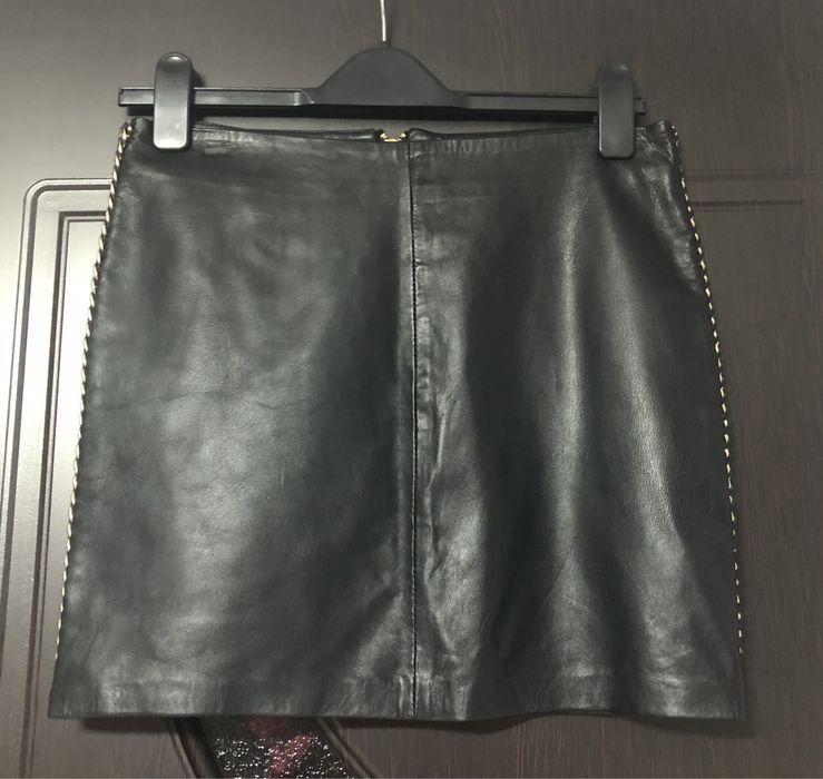 Fusta scurta din piele mango marime 34 fusta piele mango 34 fusta noua