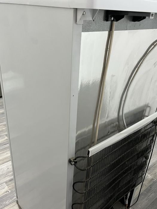 Продается холодильник