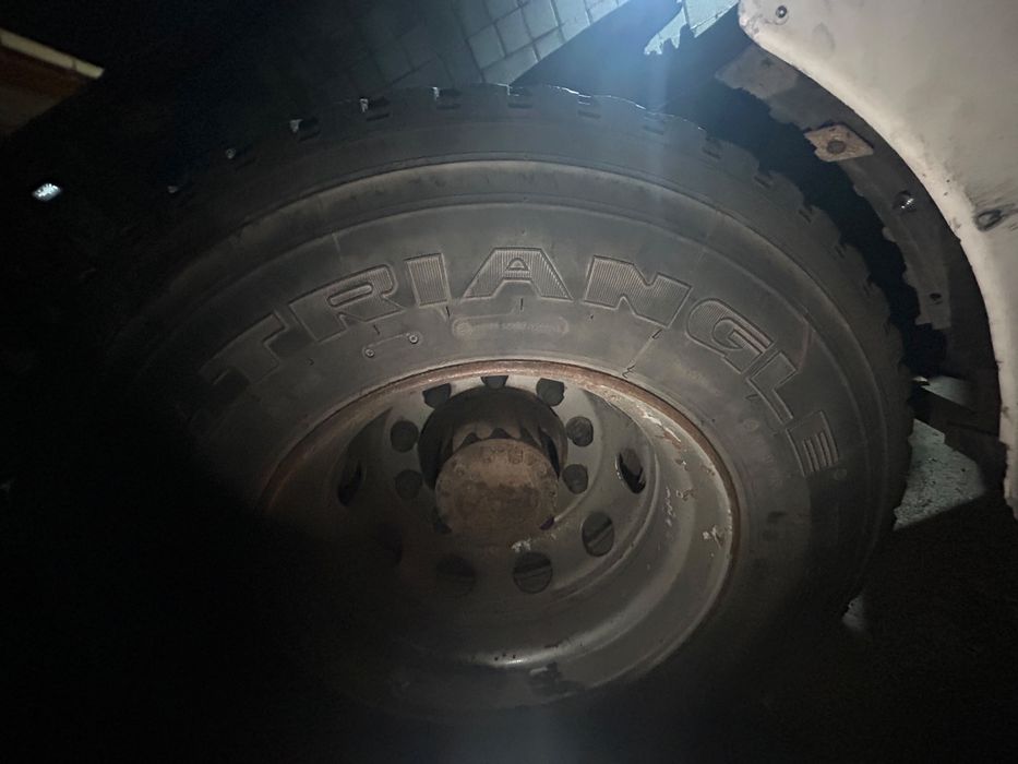 Продам балоны 4шт., 315/80/22.5
