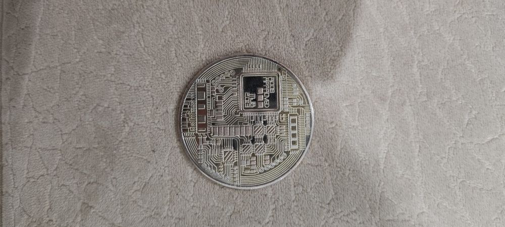 Bitcoin suviner tangasi