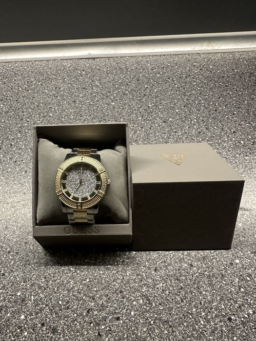 Дамски часовник Guess U1347L3