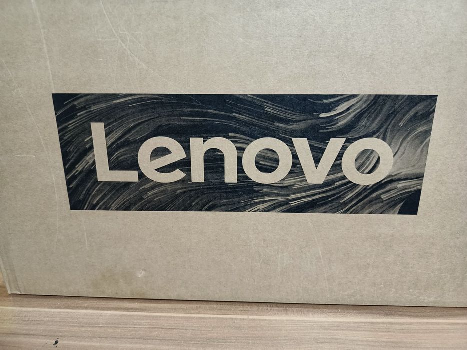 Notebook Holati yangi ochilmagan