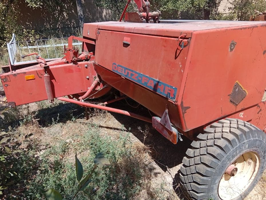 Пресс падборшик deutz fahr