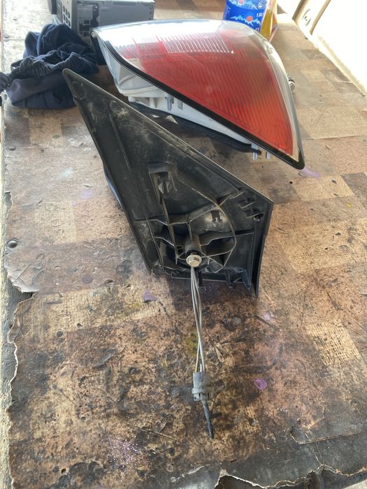 Ляво огледало за форд фиеста 2003г