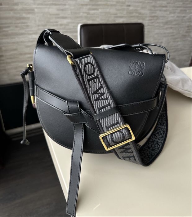 Дамска кожена чанта