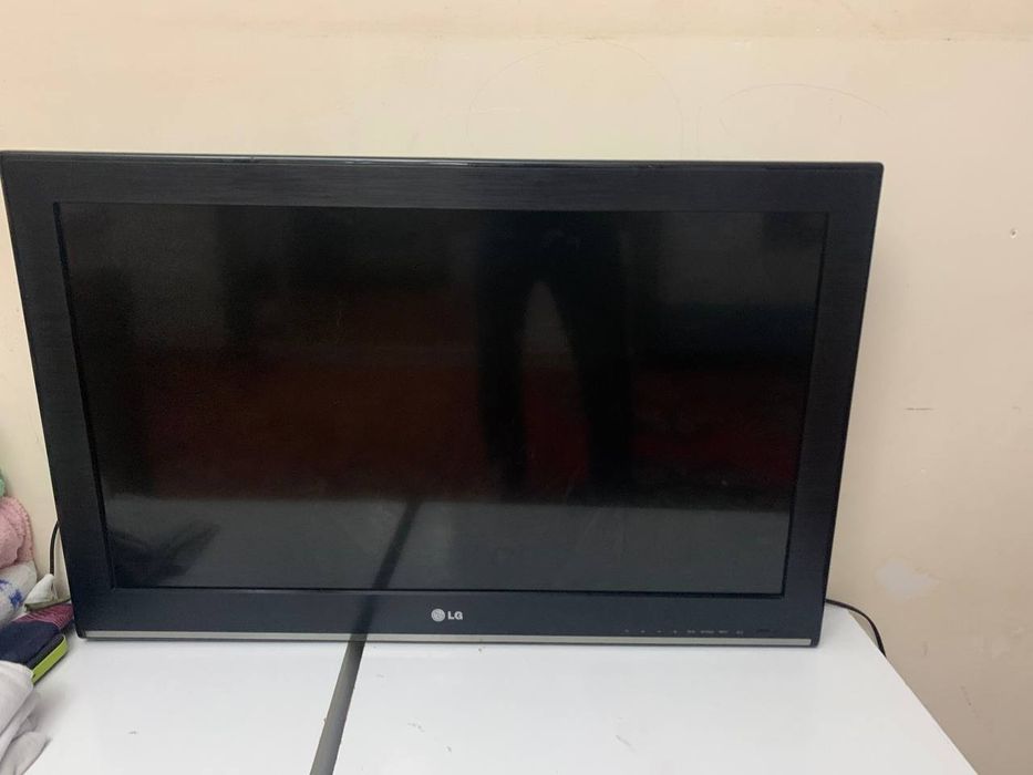 LG 32 televizor. Ishlash holati a'lo
