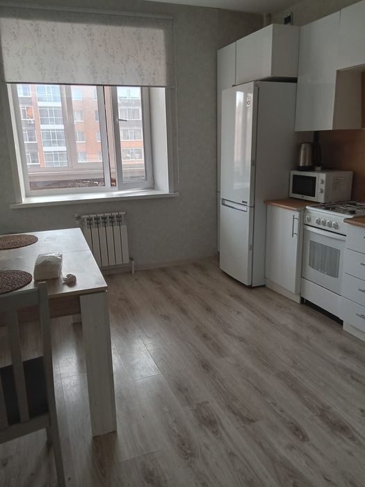 Сдам однокомнатную квартиру 50 кв. в микрорайоне Береке 53  с января