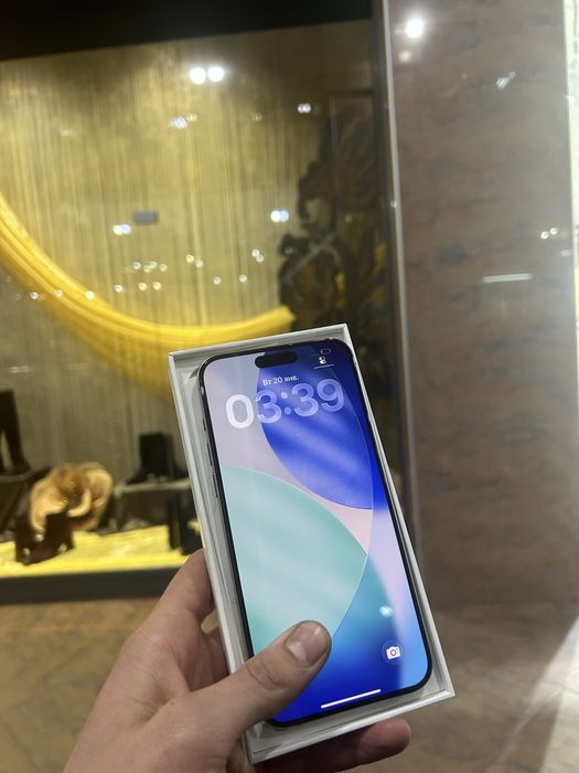Продам айфон 15 про макс 512гб