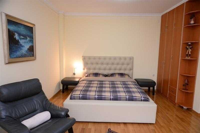 Дава се под наем Едностаен апартамент в Пловдив, Център - 34 кв.м за 153 € - Снимка #5