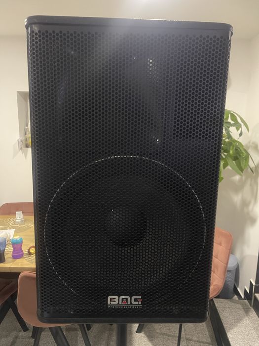 Vând boxe B&C 400 w 8omi