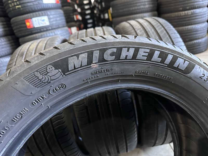 235/50/19 MICHELIN 4бр