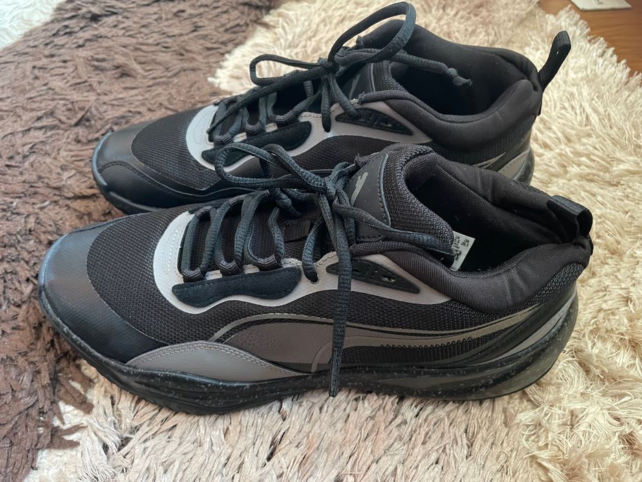 Продавам спортни обувки Puma