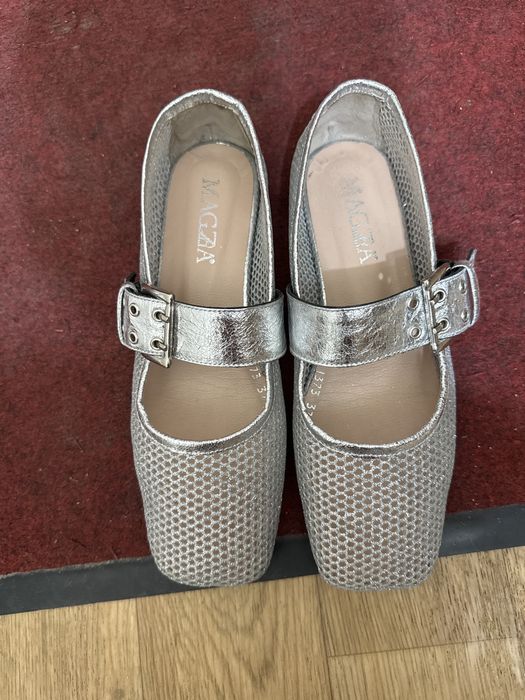 Продается обувь новая