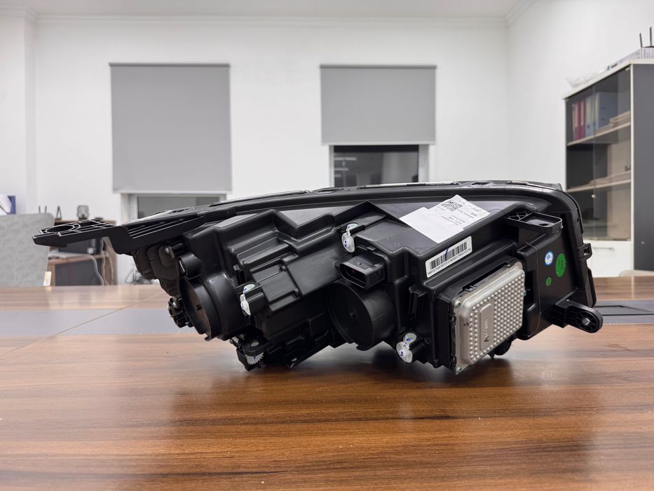 Фара левая Geely Emgrand 2021